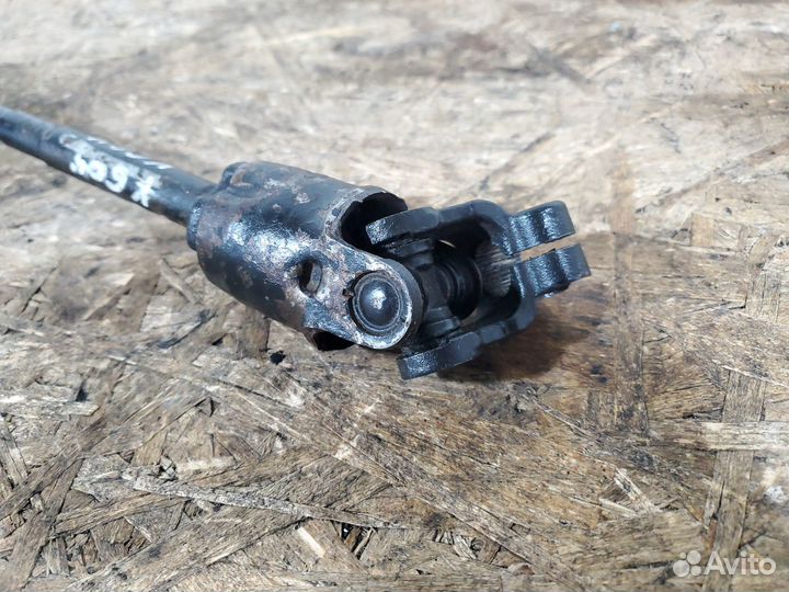 Рулевой карданчик в сборе Toyota Mark II GX100