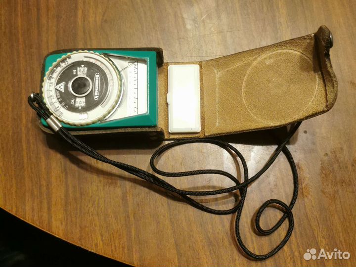 Фотоэкспонометр Ленинград 4