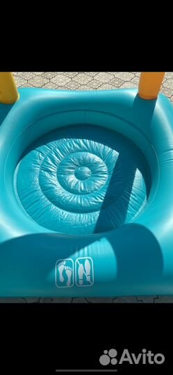 Батут детский надувной (или как бассейн )