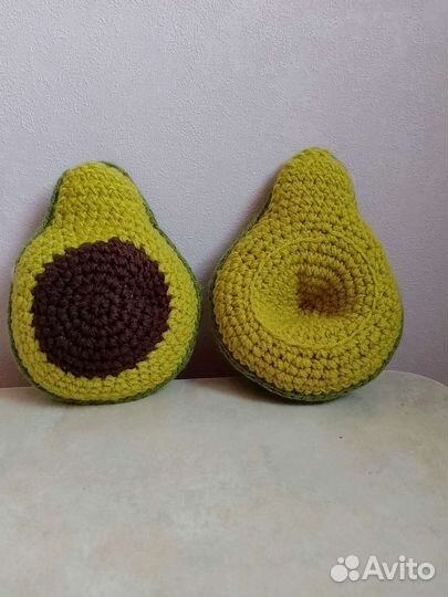 Авокадо вязаное