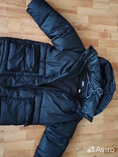 Пуховик зимний женский