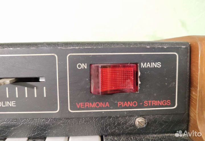 Аналог-синтезатор Vermona Piano-String (GDR 70-е)