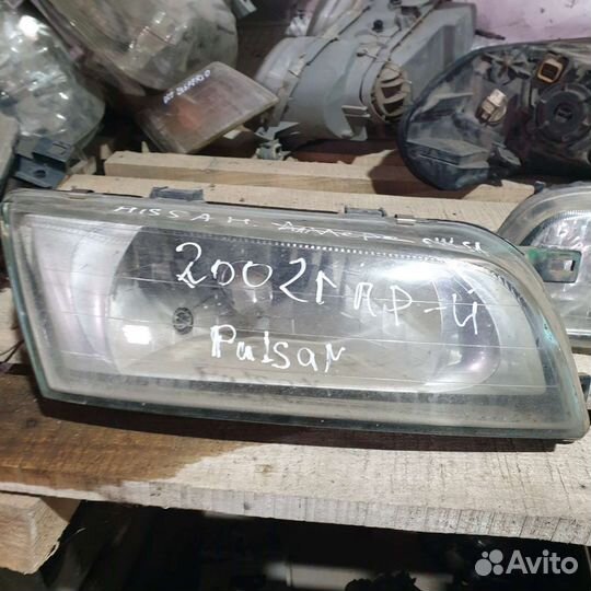 Nissan Pulsar Фара Передняя Правая