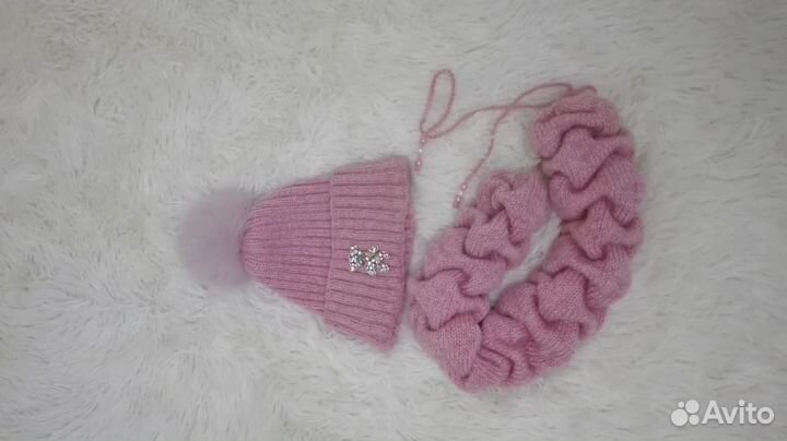 Новый комплект шапка и шарф-снуд с натур. помпоном