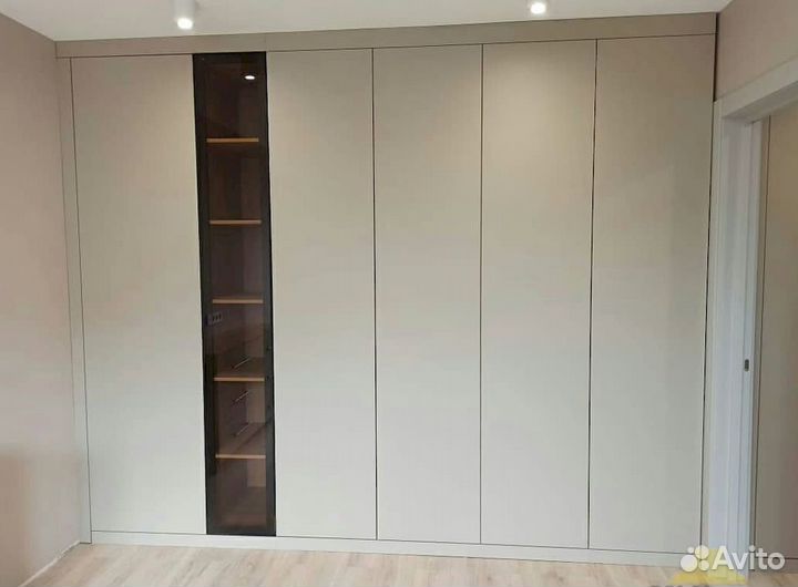 Стенка в гостиную