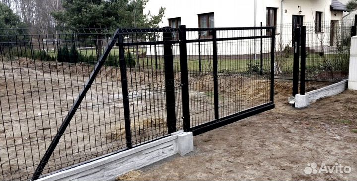 Забор из сетки гиттер для дома, ворота