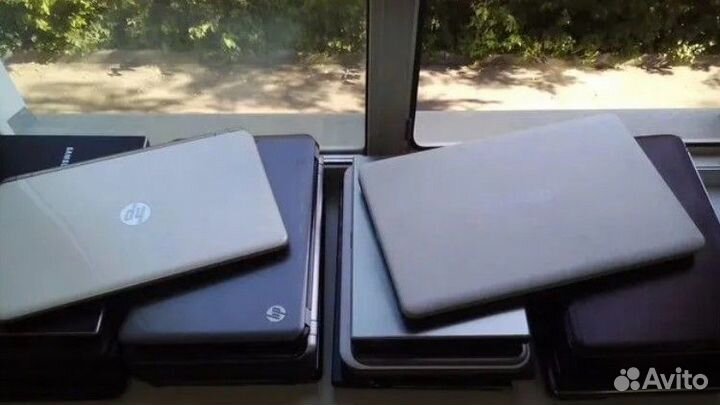 Ноутбуки Продаются в Связи с Закрытием Офиса