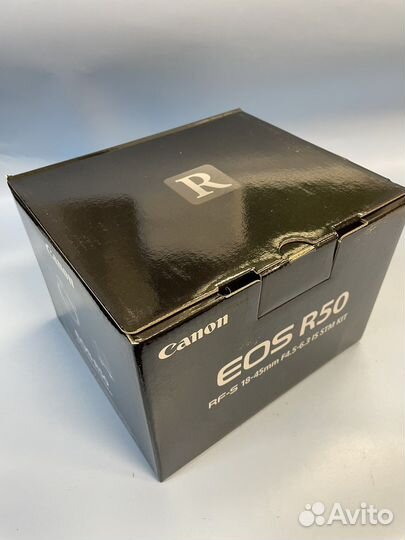 Canon EOS R50 Kit RF-S 18-45mm F4.5-6.3 IS STM