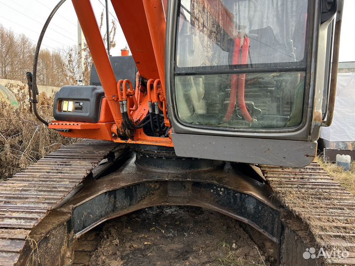 Гусеничный экскаватор Hitachi ZX200, 2006