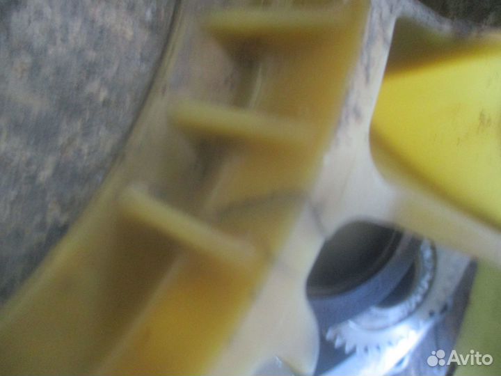 Крыльчатка Mercedes-Benz A0032054506