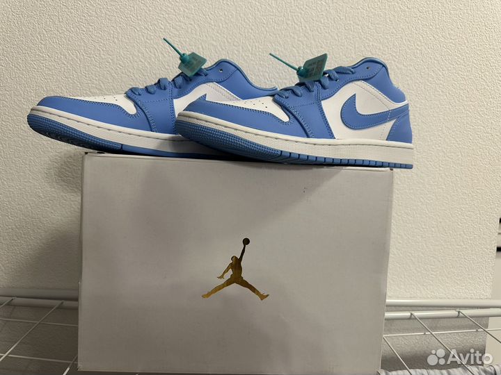 Nike air jordan 1 low university blue