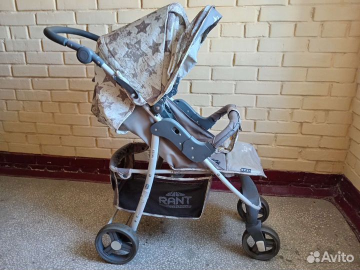 Прогулочная коляска