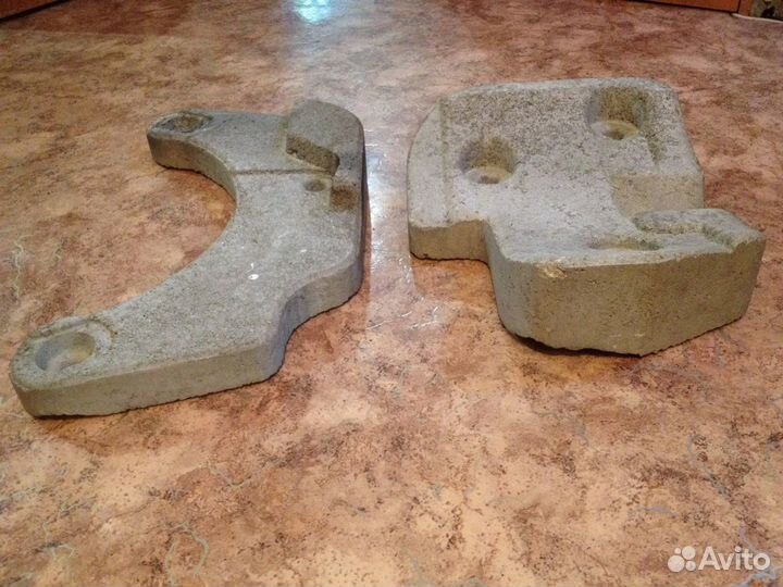 Для стиральной машины indesit. противовес