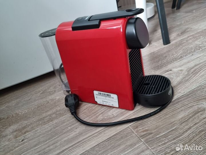 Кофемашина delonghi nespresso essenza mini