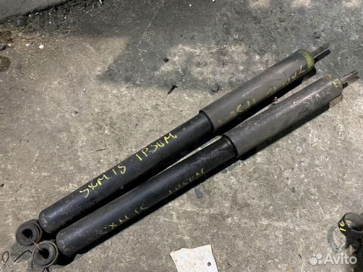 Амортизатор задний Toyota Ipsum SXM15 2000