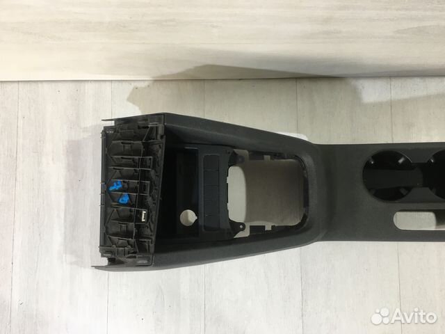 Центральная консоль volkswagen jetta 6 1.4 DSG сед