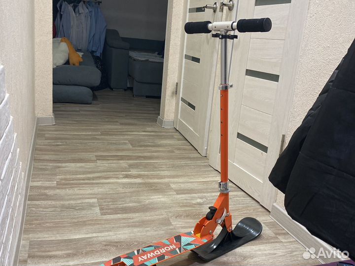 Самокат снегокат