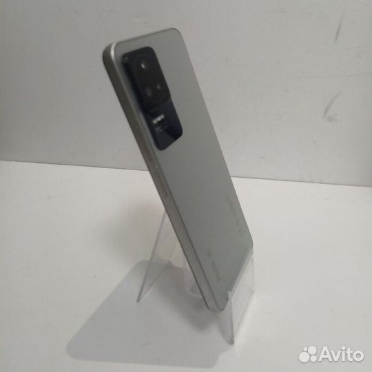 Xiaomi Poco F4, 8/256 ГБ