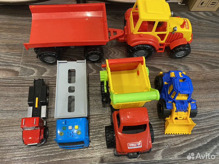 Продам машинки