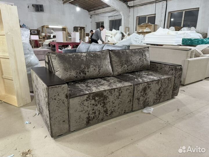 Диван с бесплатной доставкой