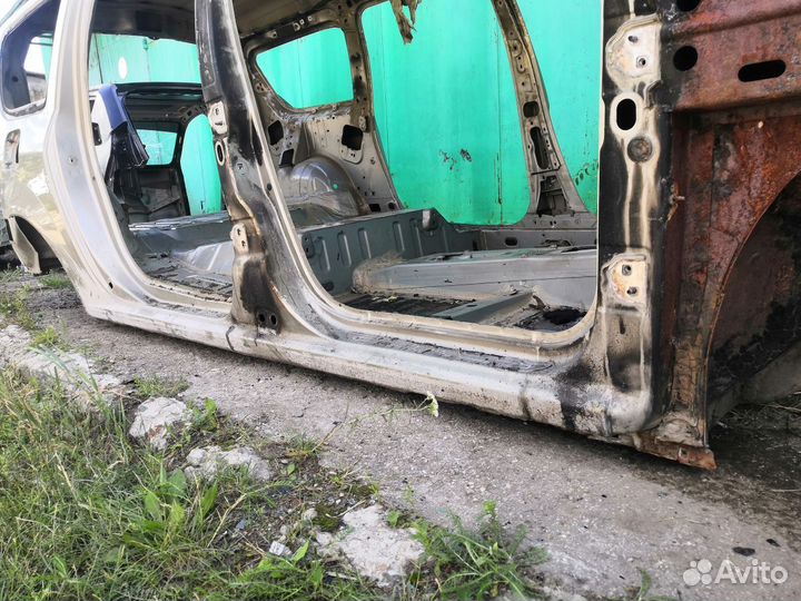 Порог LADA largus ларгус Прав