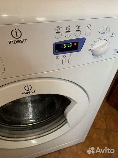 Узкая компактная 33см indesit