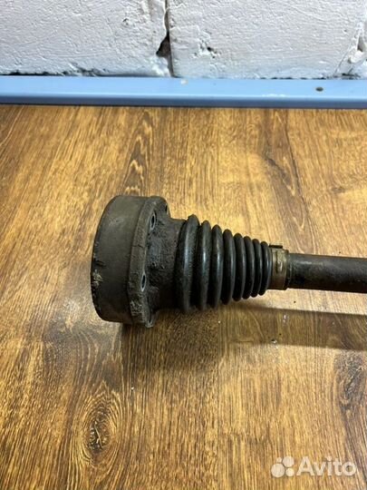 Привод левый Skoda Rapid лифтбек 1.6 2015