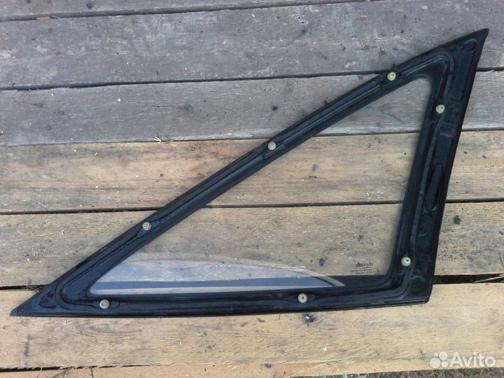 Стекло форточка задняя Opel Vectra A хетчбек