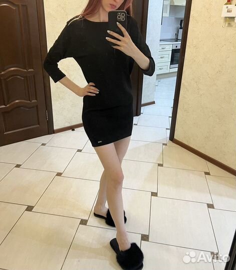 Платье Mohito S XS зимнее весеннее