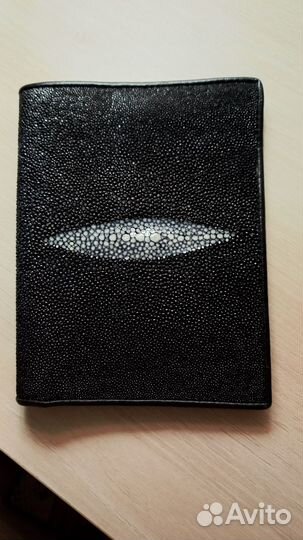 Кошелек женский и мужской (морского ската)