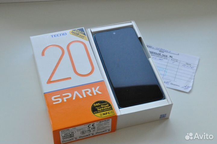 TECNO Camon 20, 8/256 ГБ