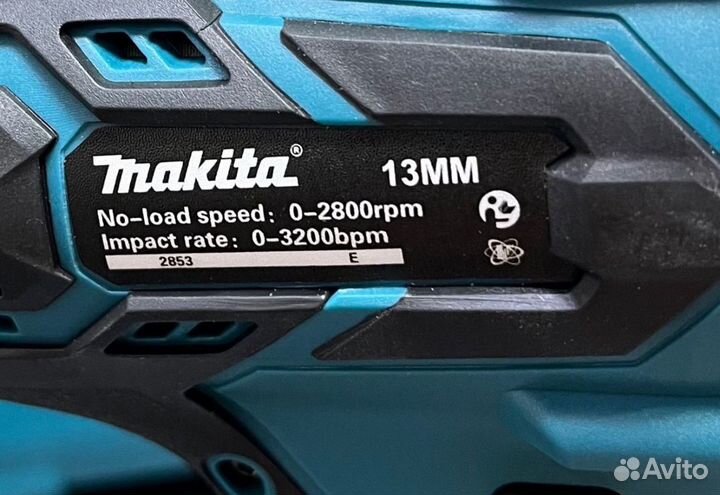 Бесщеточная дрель-шуруповерт Makita 13mm