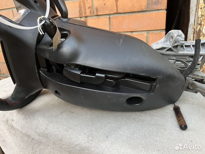 Руль в сборе рулевой колонка