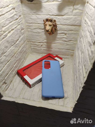 Оригинальный чехол на OnePlus 9