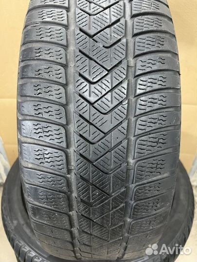 Pirelli Winter Sottozero 3 245/45 R19 102V