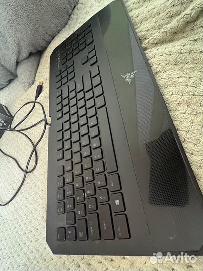 Игровая клавиатура razer