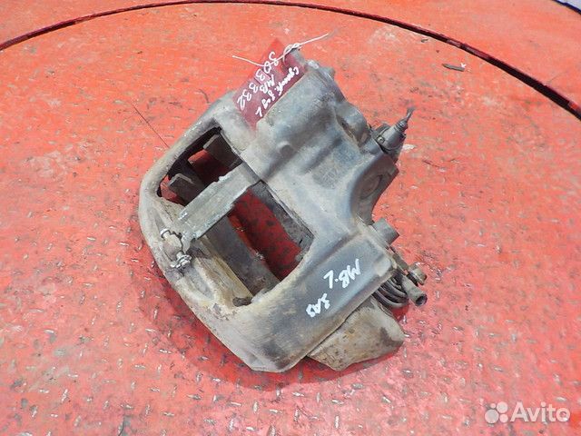 Суппорт задний левый Mercedes-Benz Axor 9444201202