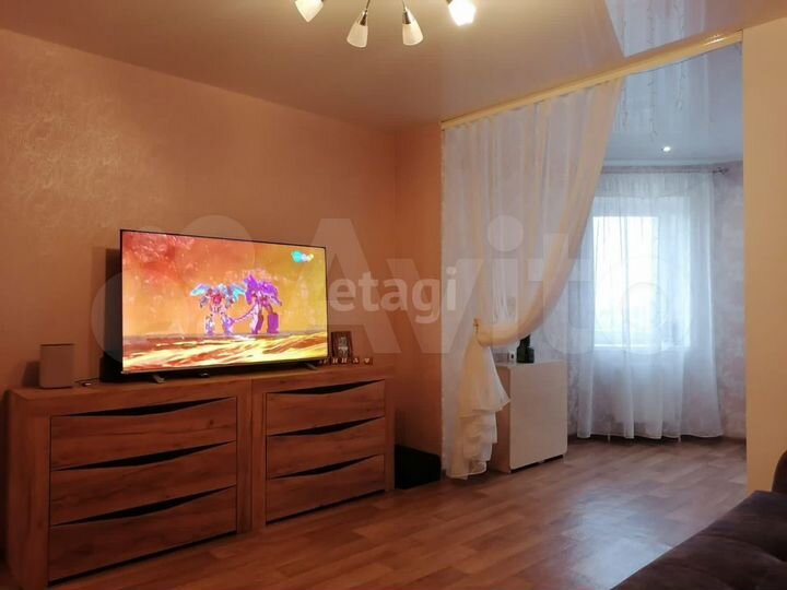 1-к. квартира, 42 м², 9/9 эт.