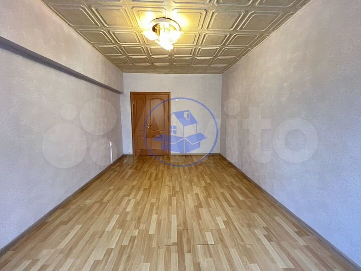 2-к. квартира, 51 м², 1/12 эт.