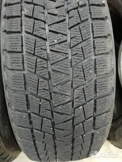 Bridgestone Blizzak DM-V1 225/55 R17
