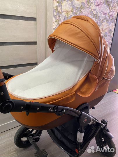 Коляска 3 в 1 Taco Mega Line