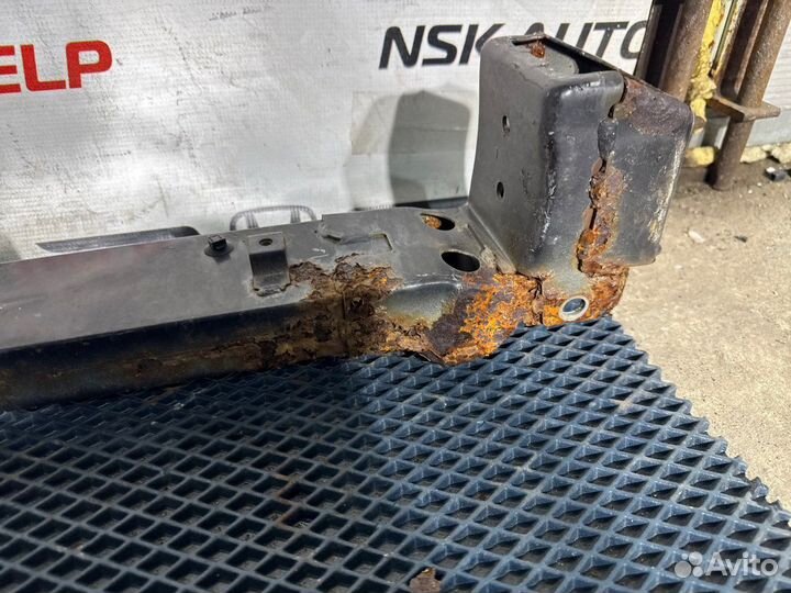 Усилитель бампера передний Honda Accord CL9