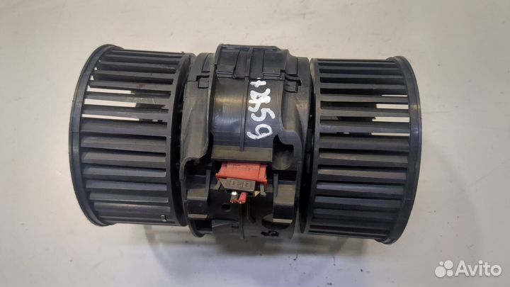 Двигатель отопителя Renault Megane 3, 2011