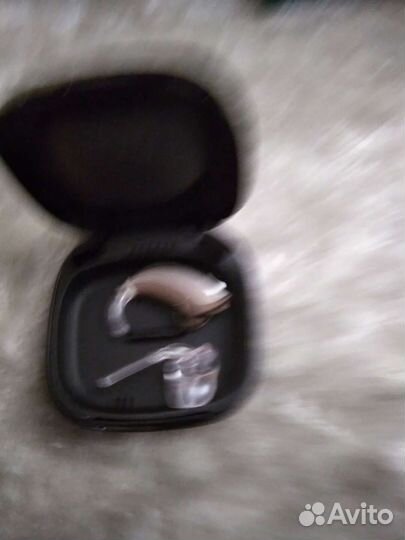 Цифровой слуховой аппарат.Дания