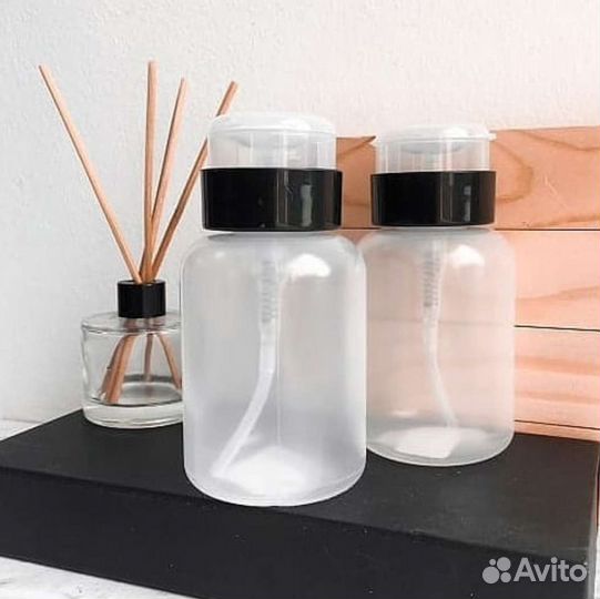 Расходные материалы для мастеров маникюра