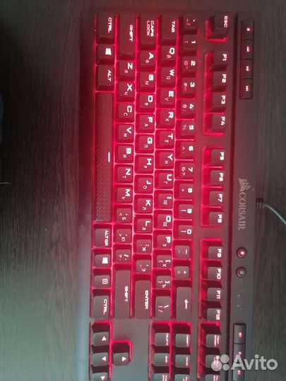 Клавиатура Corsair k63 cherry mx red