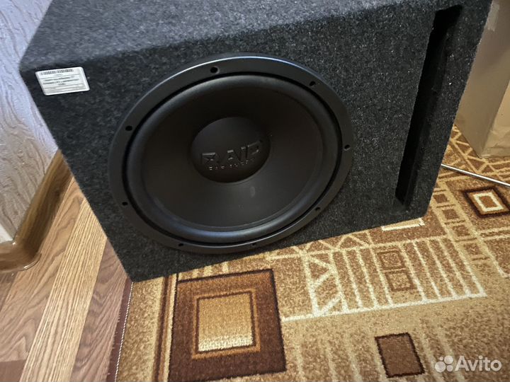 Сабвуфер для авто