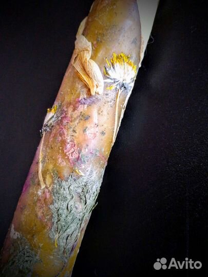 Свеча Любовная, восковая, с травами