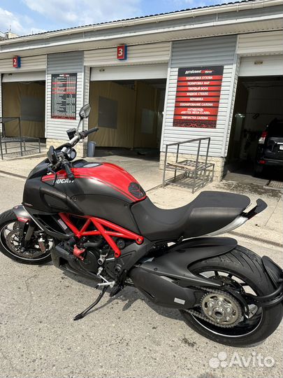 Ducati Diavel Carbon