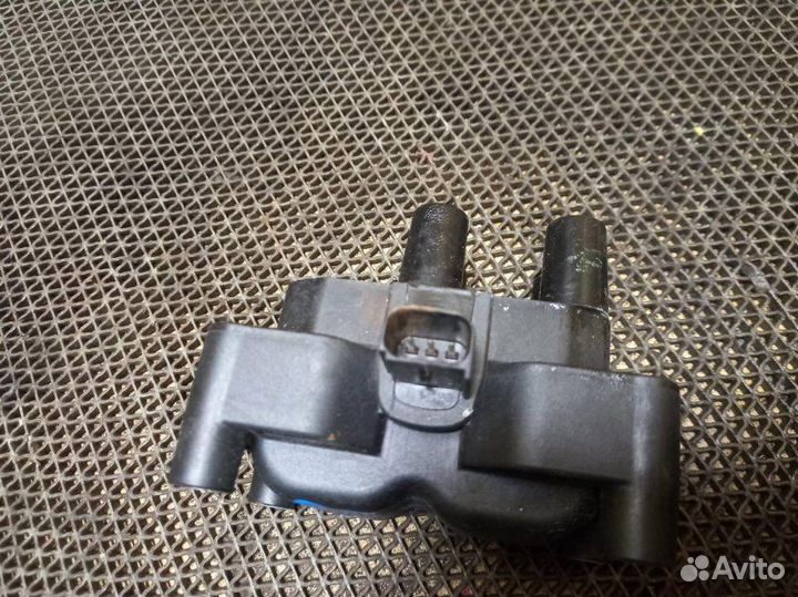 Катушка зажигания Ford Focus CB4 hwda 2007